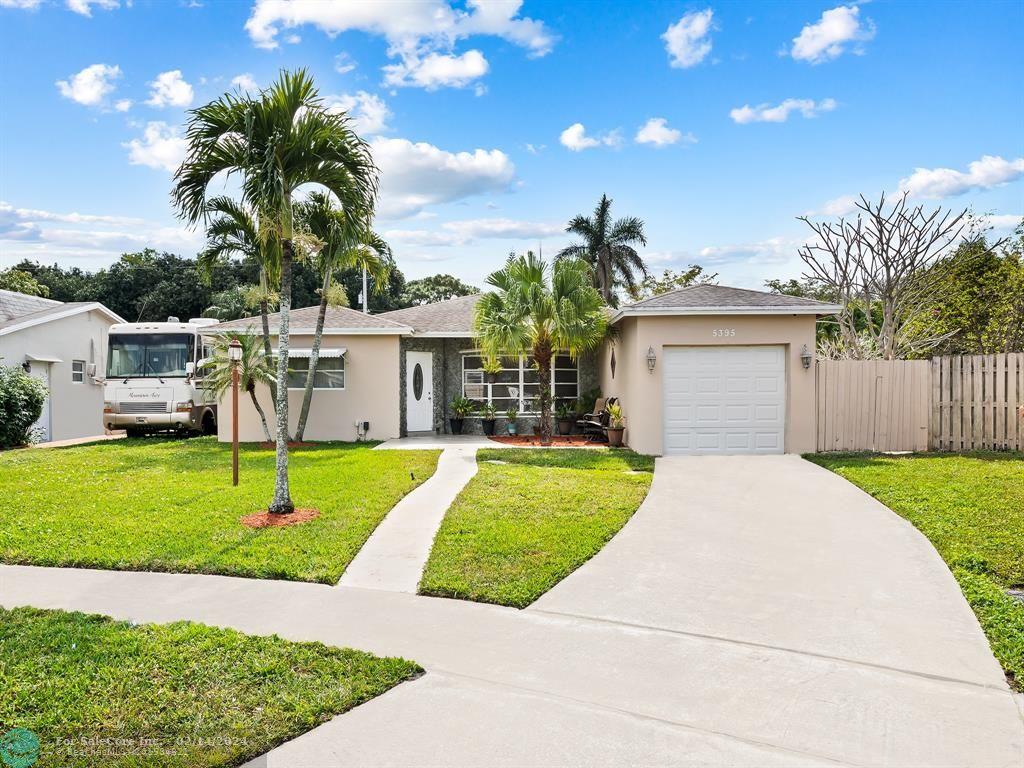 Photo of 5395 SW 10th Ct in Margate, FL
