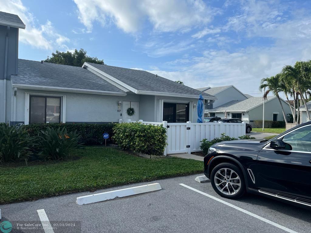 Photo of 2641 Gately Dr 907 in West Palm Beach, FL