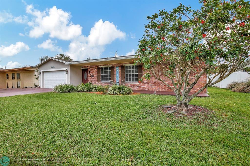 Photo of 4942 SW 90th Wy in Cooper City, FL
