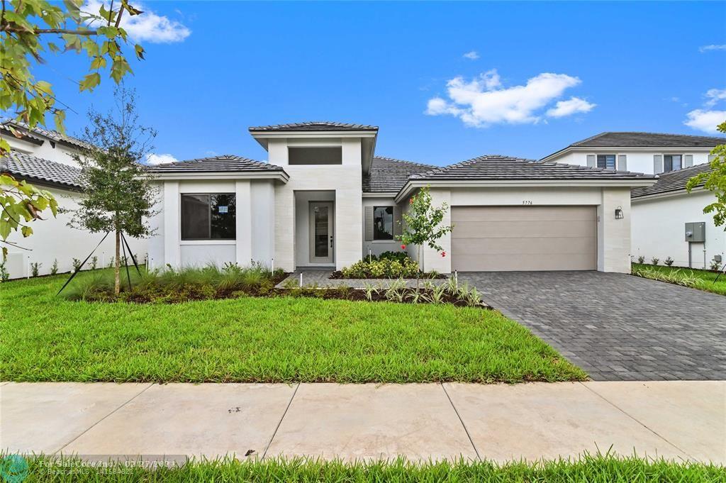 Photo of 5776 SW 104th Ter in Cooper City, FL
