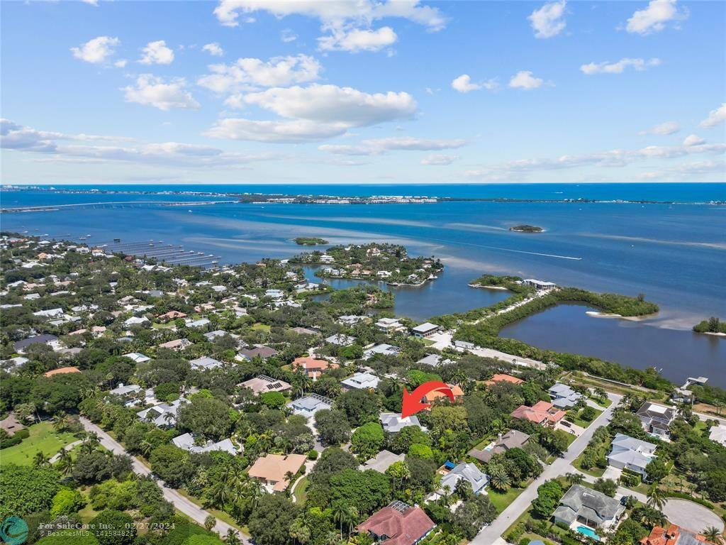 Photo of 107 Abbie Ct in Sewalls Point, FL