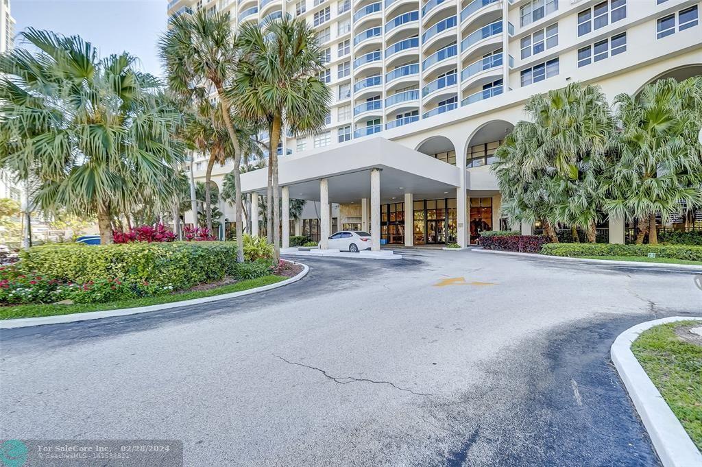 Photo of 3800 S Ocean Dr 1810 in Hollywood, FL