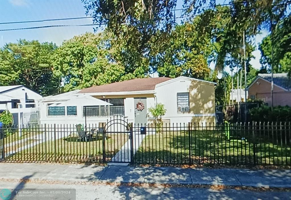 Photo of 1141 NW 56th St in Miami, FL