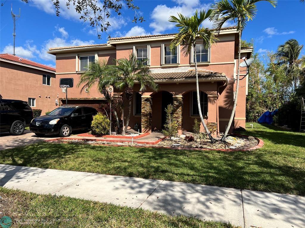 Photo of 819 NW 206th Ter in Miami, FL