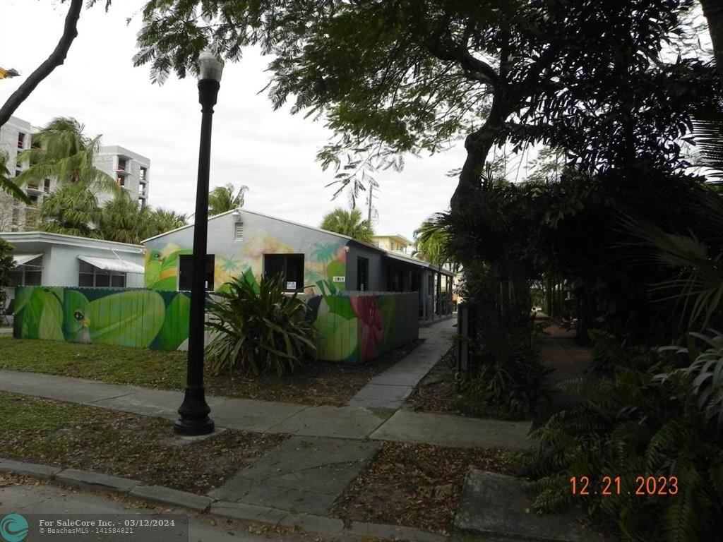 Photo of 2029 Taylor St in Hollywood, FL