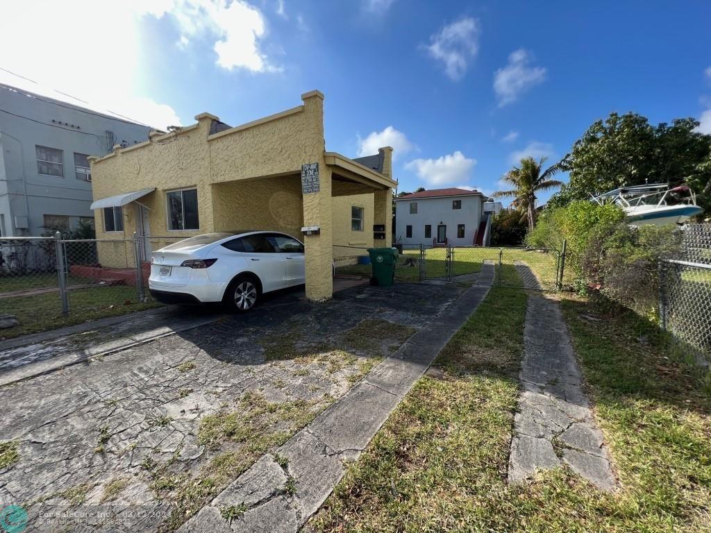 Photo of 542 NW 35th St in Miami, FL