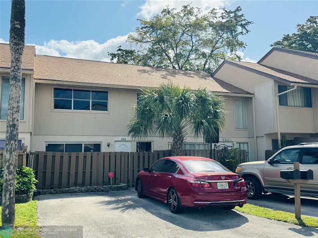 Photo of 848 NW 81st Ter 5 in Plantation, FL