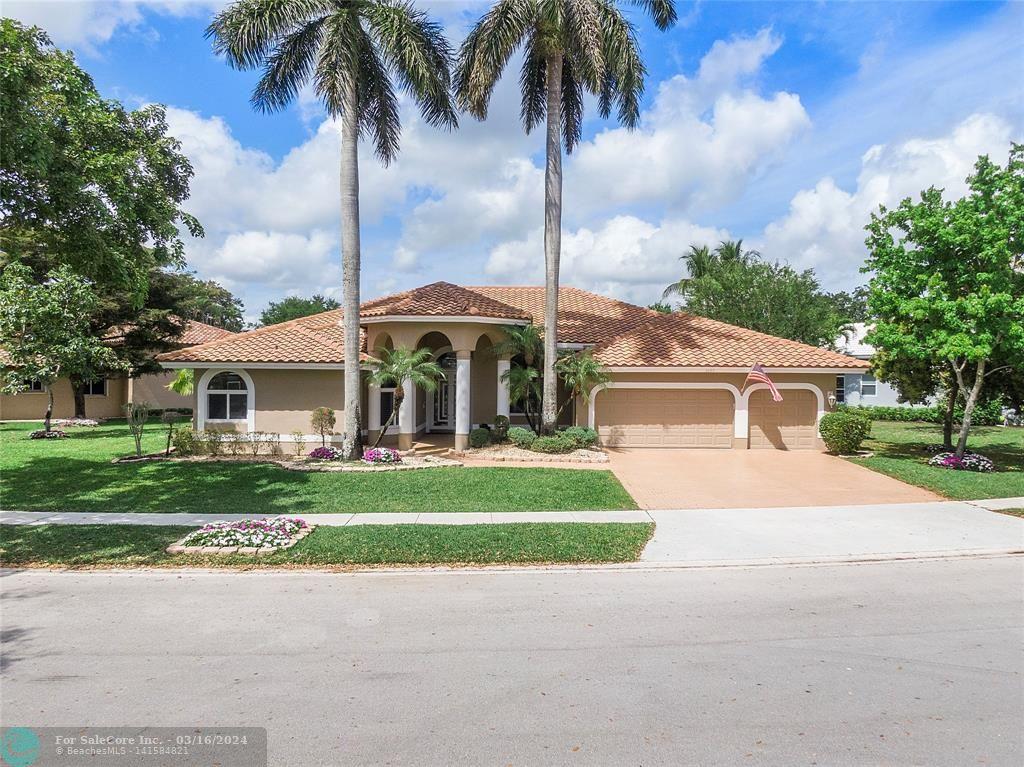 Photo of 6689 NW 70th Pl in Parkland, FL