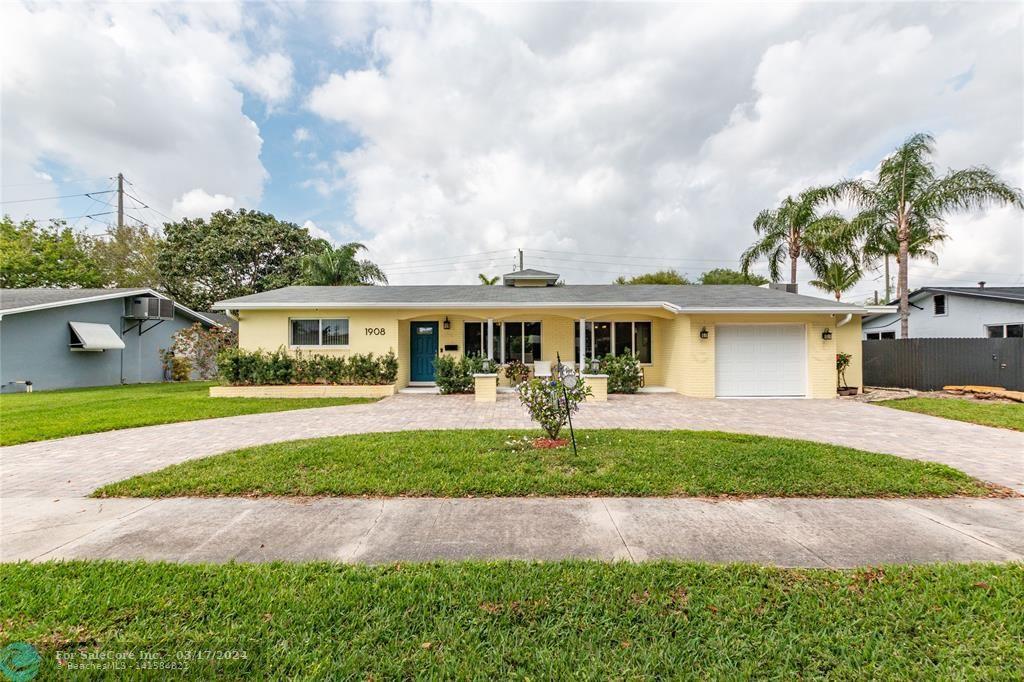 Photo of 1908 N Park Rd in Hollywood, FL
