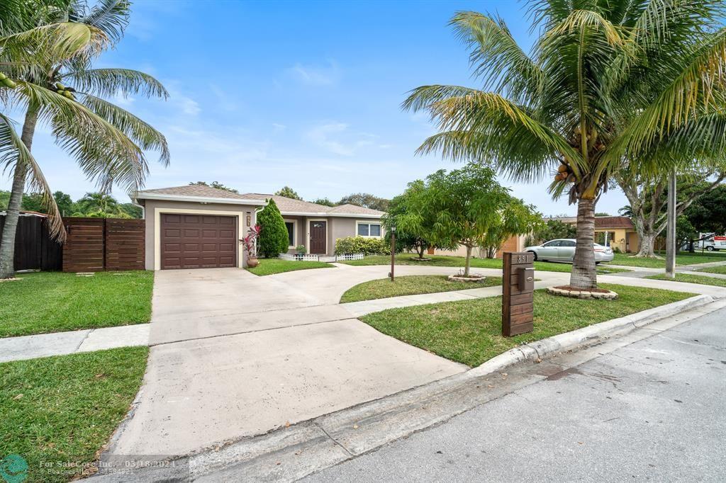Photo of 851 SW 49th Wy in Margate, FL
