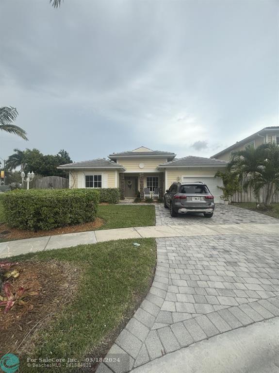 Photo of 441 SE 31 Ave in Homestead, FL
