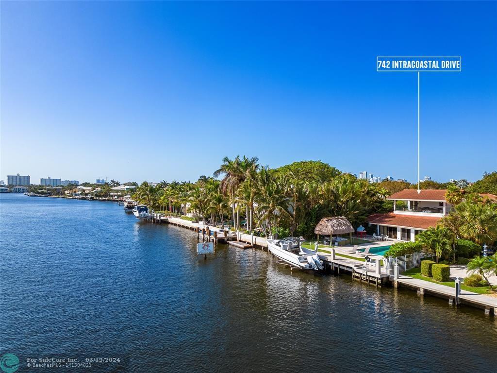 Photo of 742 Intracoastal Dr in Fort Lauderdale, FL