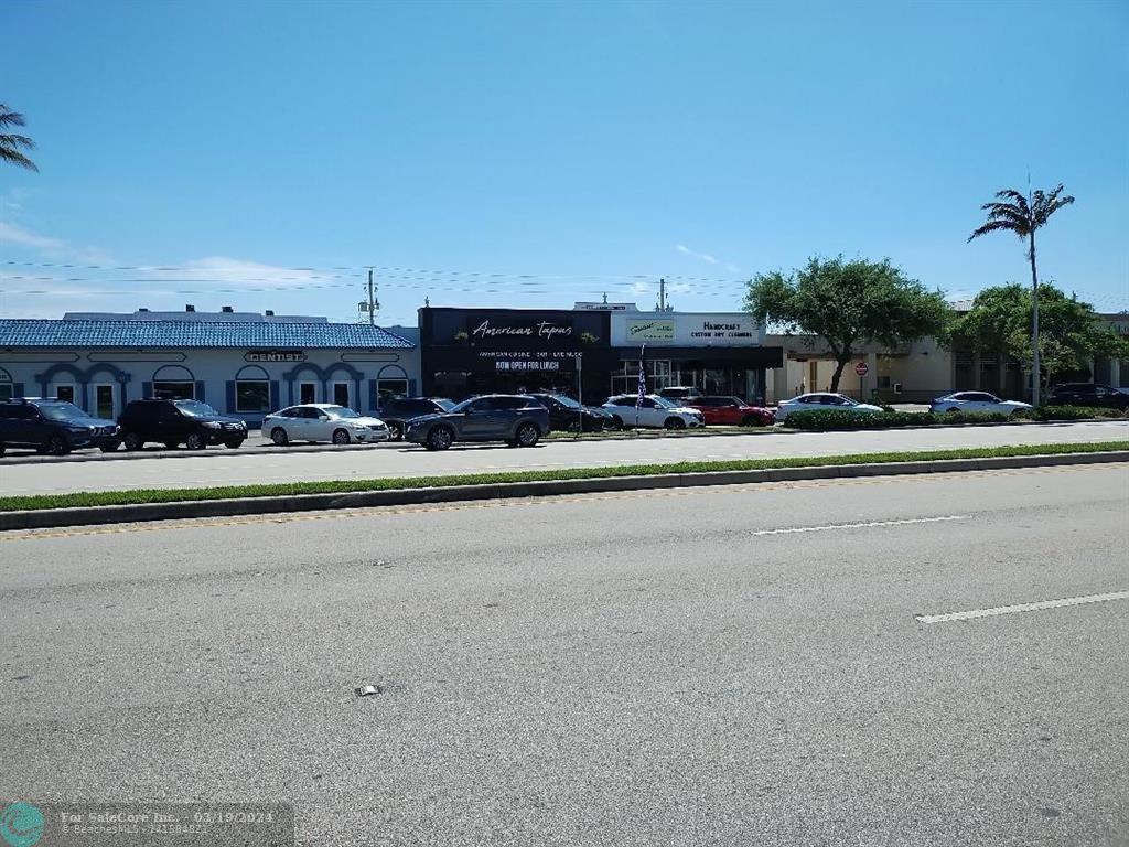 Photo of 2722 E Commercial Blvd 2722 in Fort Lauderdale, FL