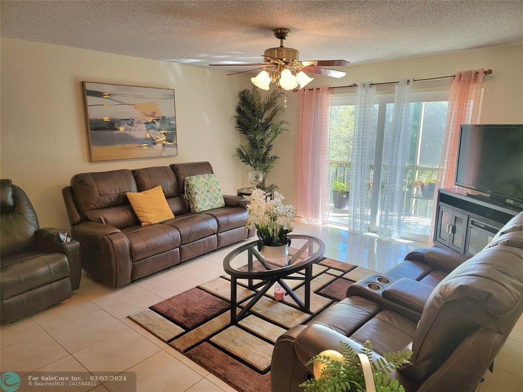 Photo of 8140 SW 24th St 211 in North Lauderdale, FL