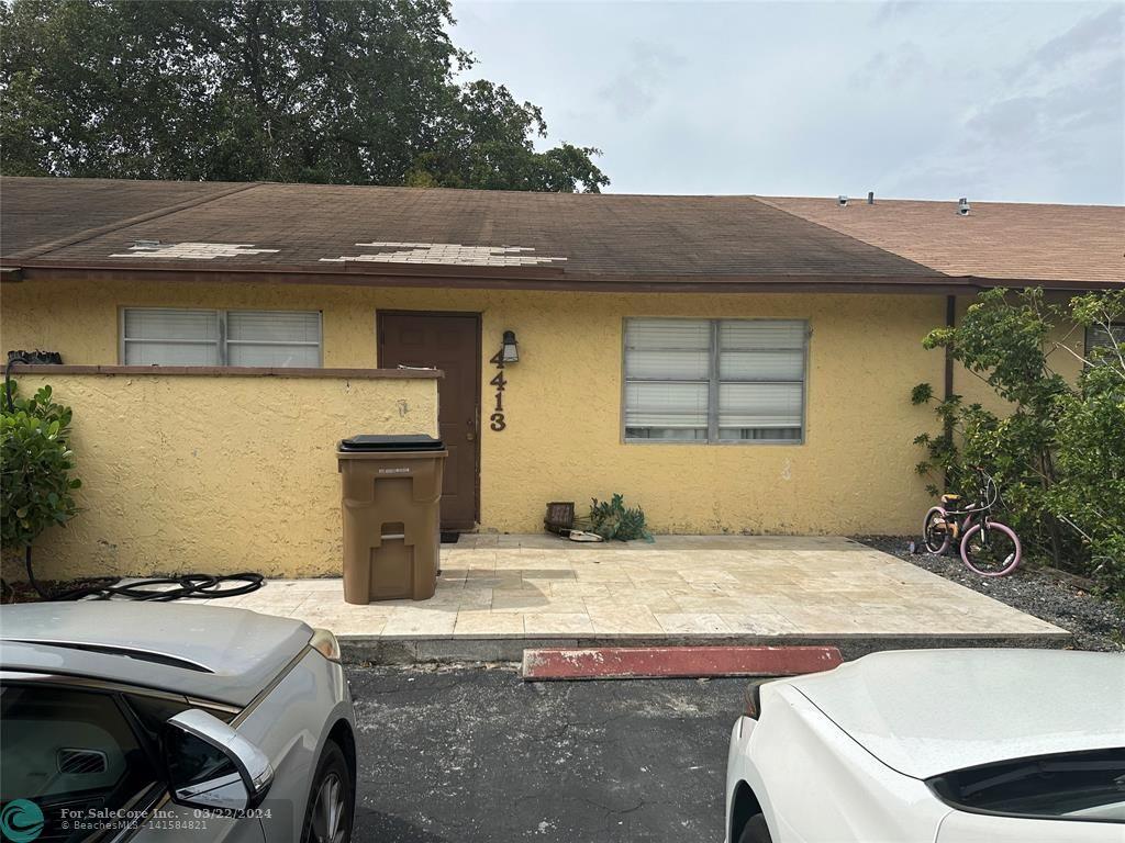 Photo of 4413 NW 4th Ave in Deerfield Beach, FL