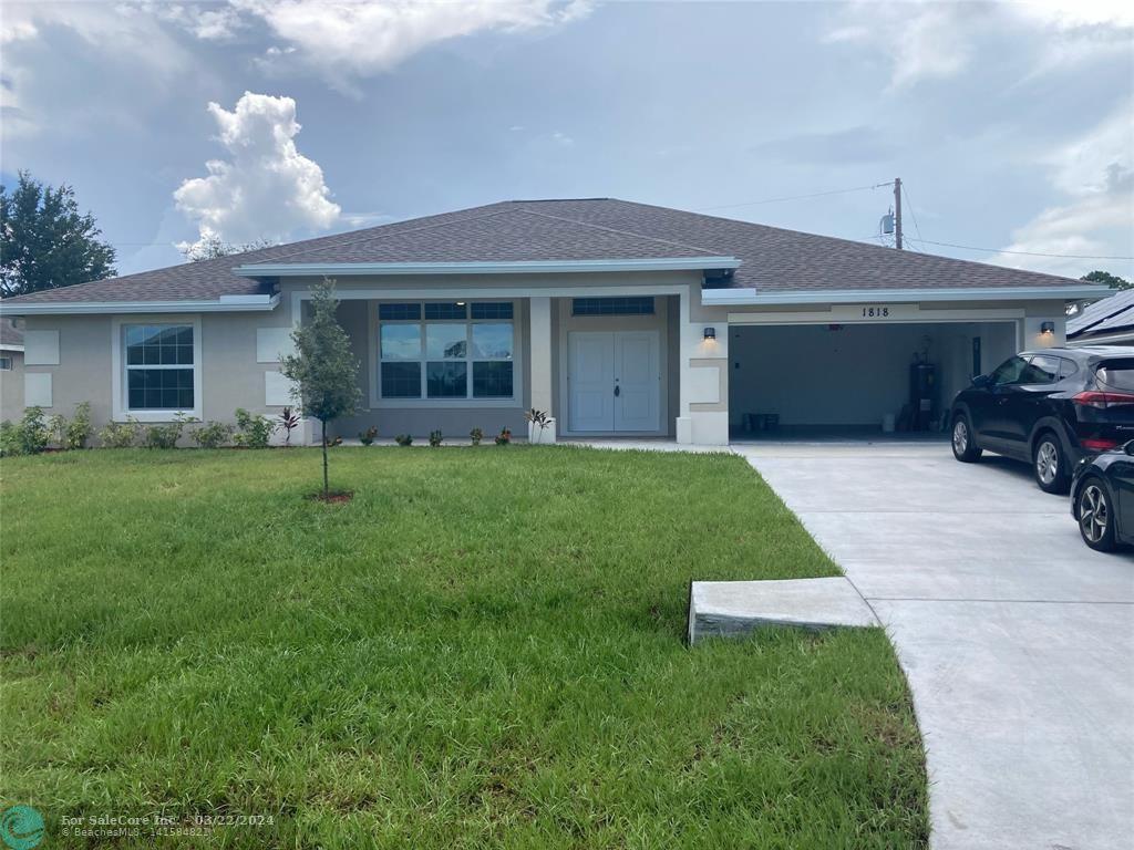 Photo of 1050 SW Consolata Ave in Port St Lucie, FL