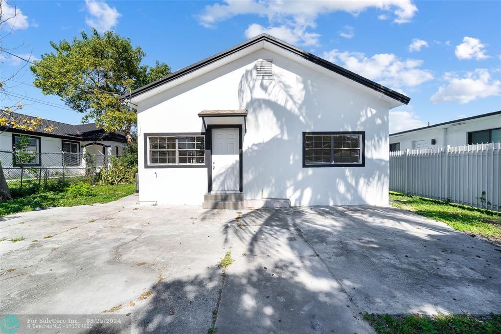 Photo of 1245 NW 28th St in Miami, FL