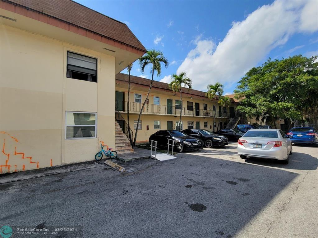 Photo of 4800 NW 24th Ct D220 in Lauderdale Lakes, FL