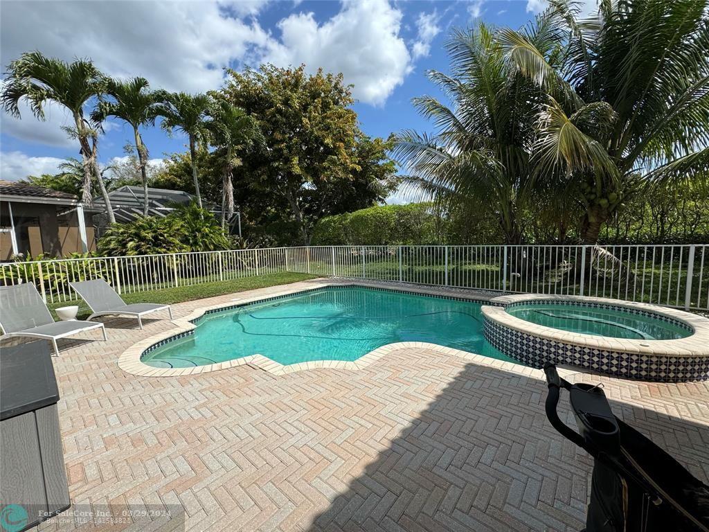 Photo of 6066 SW 191st Ave in Fort Lauderdale, FL