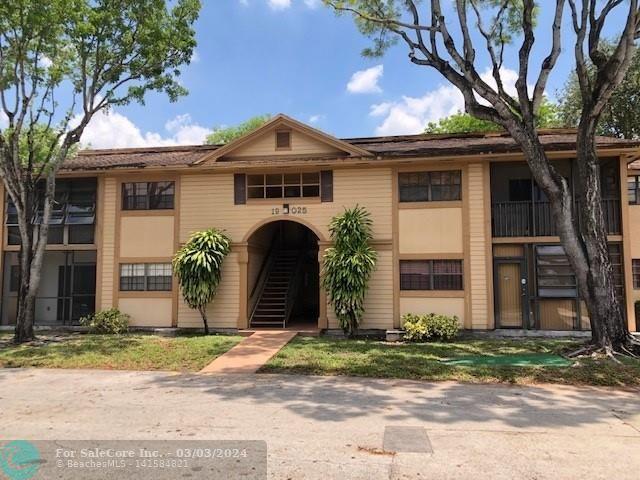 Photo of 19025 NW 62nd Ave 101 in Hialeah, FL