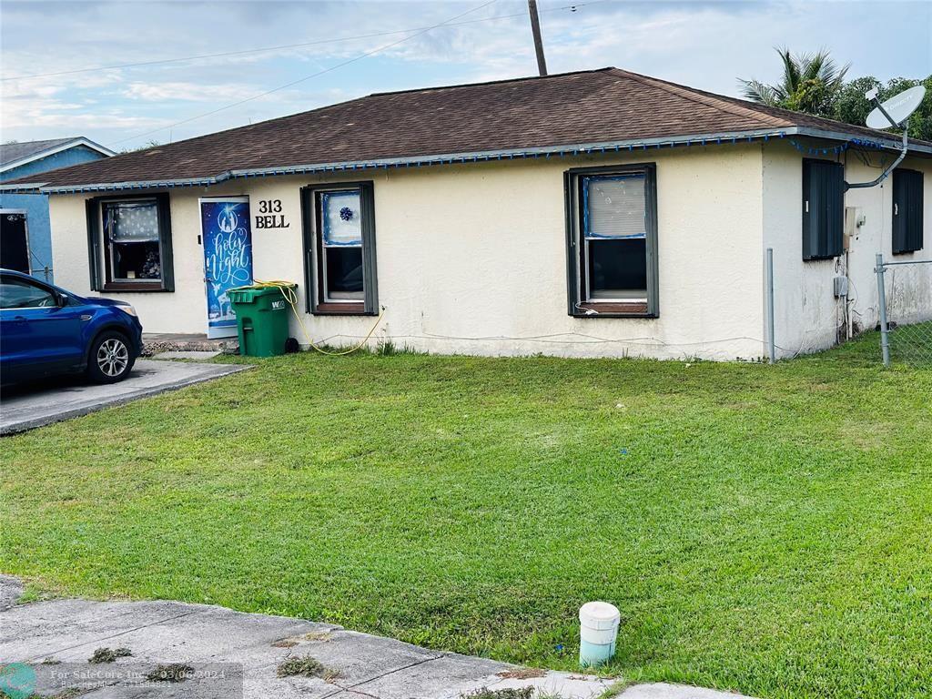 Photo of 313 W 5th Ter in Pahokee, FL