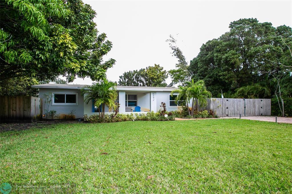 Photo of 649 NW 42nd St in Oakland Park, FL