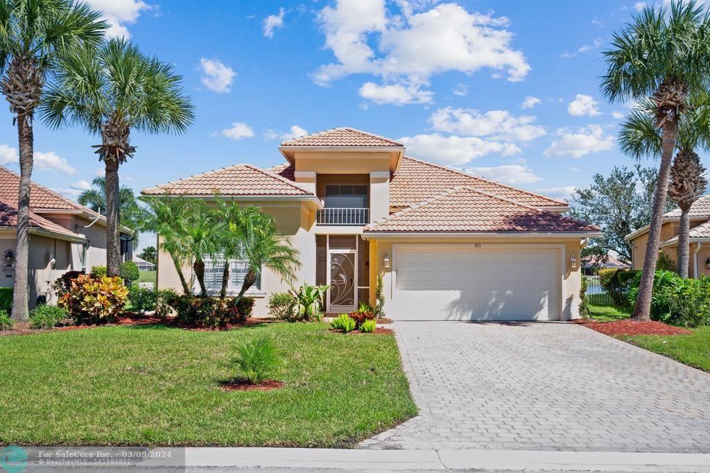 Photo of 311 NW Somerset Cir in Port St Lucie, FL