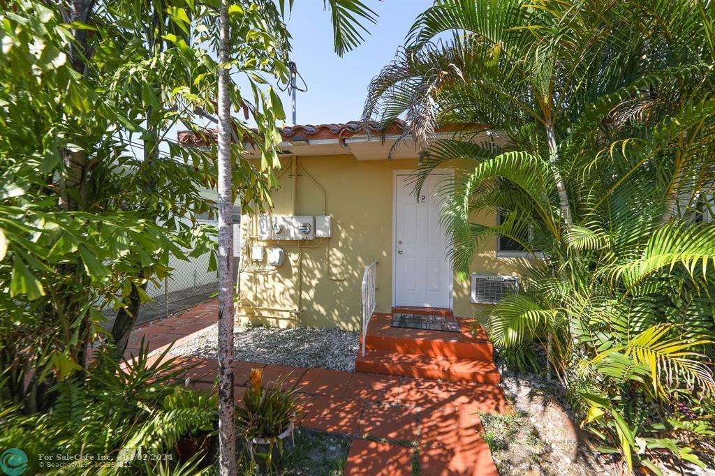 Photo of 1930 Pierce St 2 in Hollywood, FL