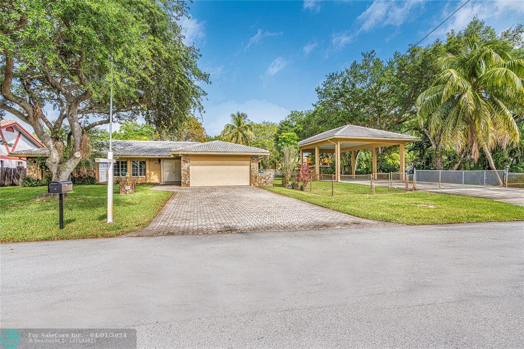 Photo of 5884 SW 32 Ter in Hollywood, FL
