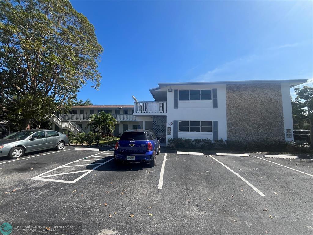 Photo of 700 SE 13th St 7 in Fort Lauderdale, FL