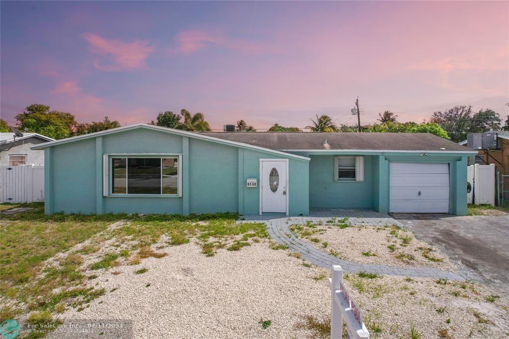 Photo of 6560 Hayes St in Hollywood, FL
