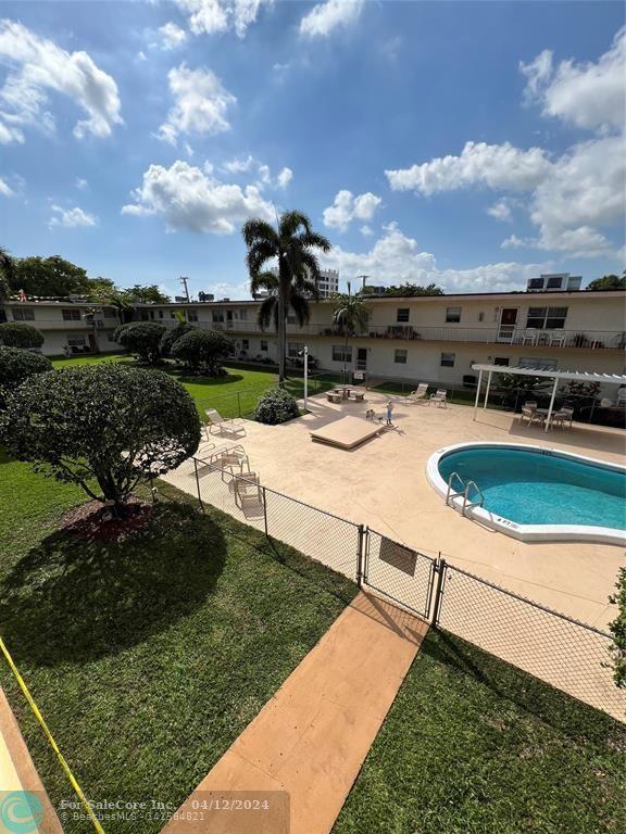 Photo of 2525 Hollywood Blvd 119 in Hollywood, FL