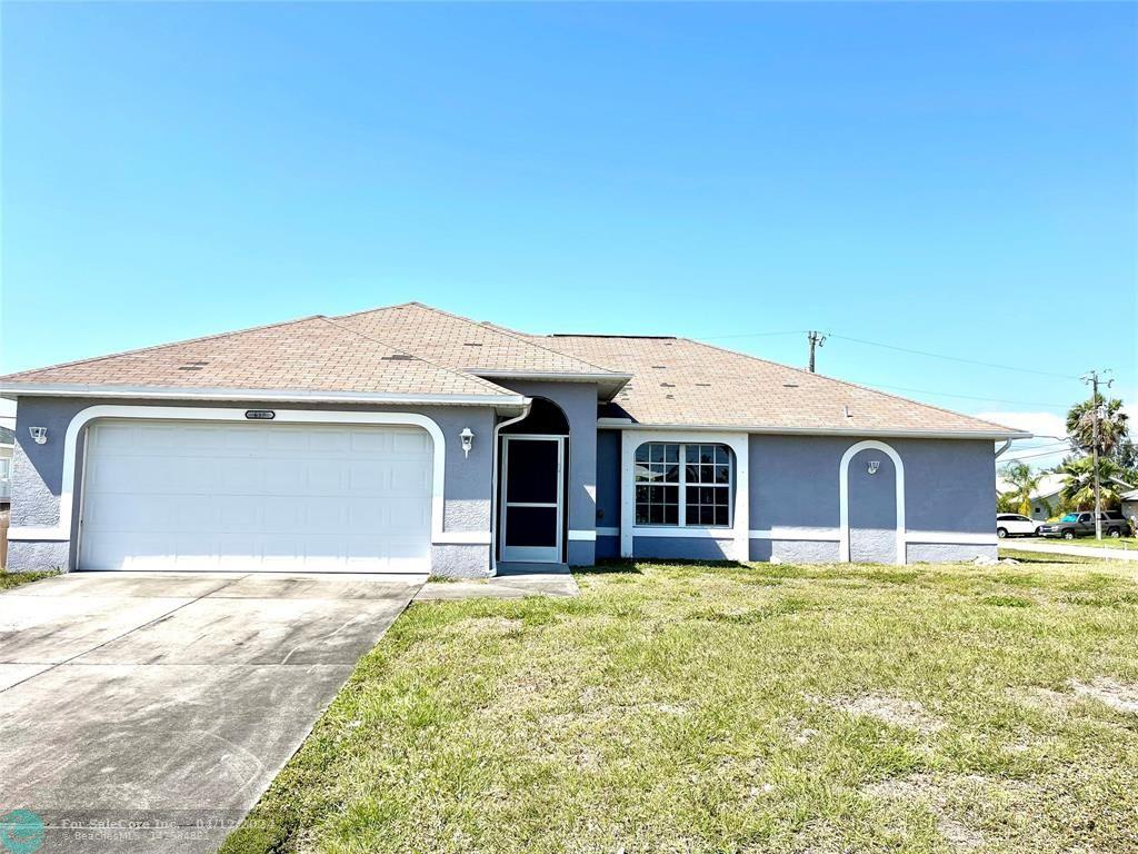 Photo of 617 SW 11th St in Cape Coral, FL