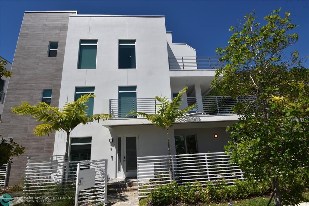 Photo of 5 SE 11 Ave 5 in Fort Lauderdale, FL