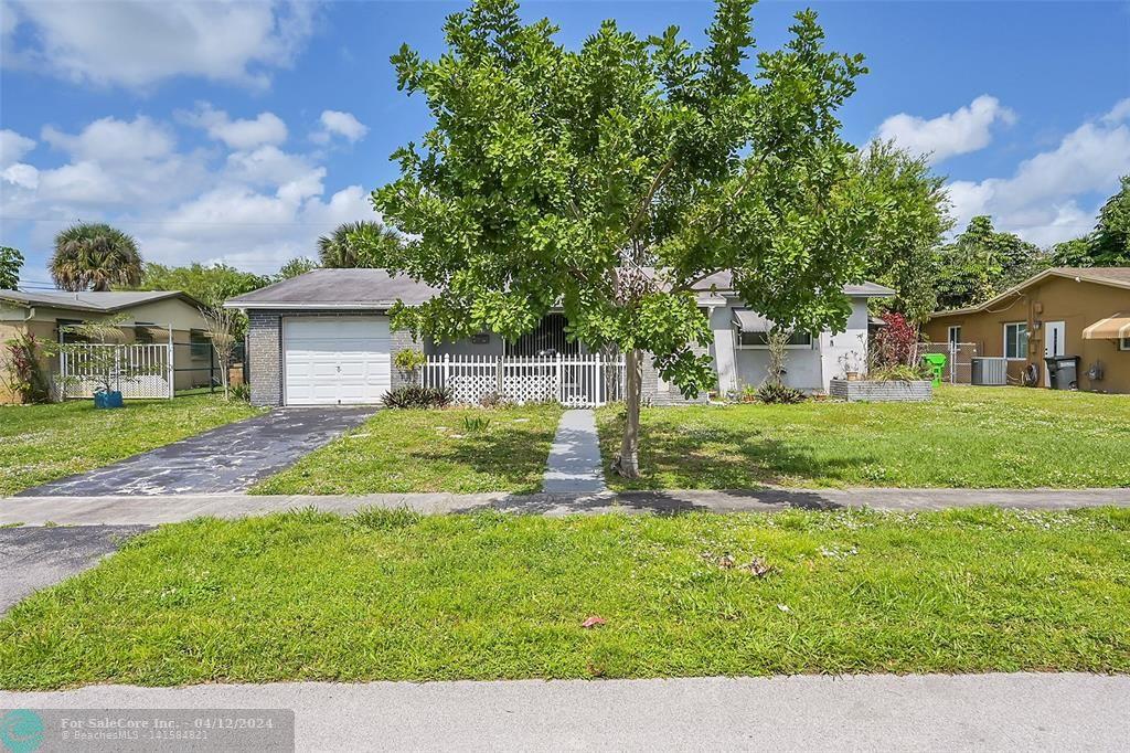 Photo of 5841 NW 12th St in Sunrise, FL