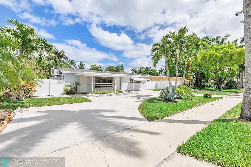 Photo of 1017 N 13th Ter in Hollywood, FL