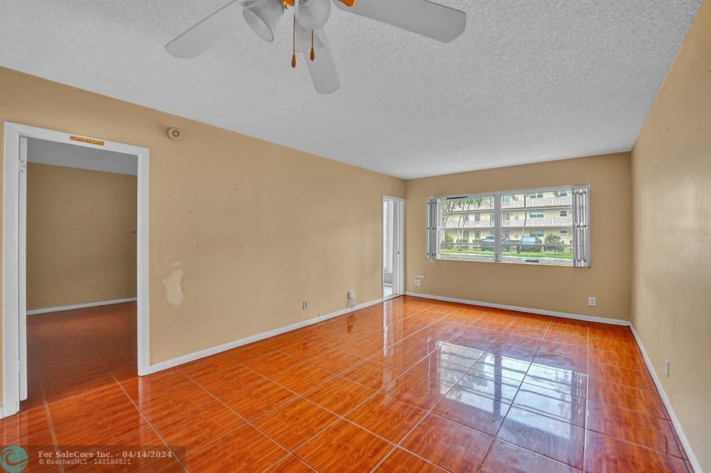 Photo of 5061 W Oakland Park Blvd 105 in Lauderdale Lakes, FL