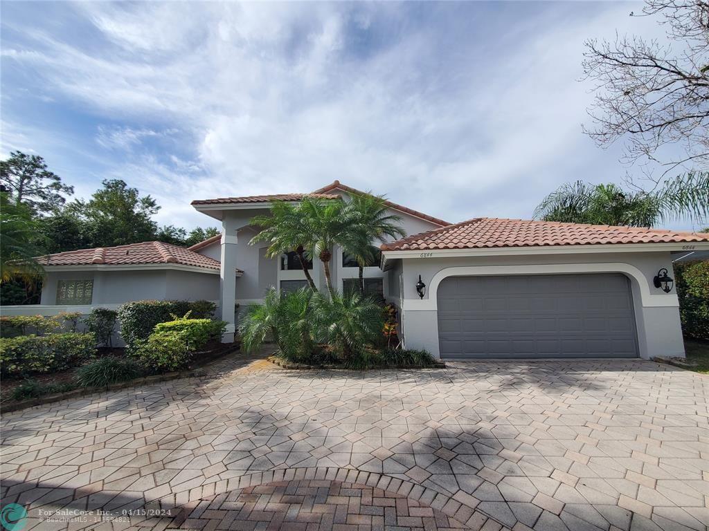 Photo of 6844 Nw 70 in Parkland, FL