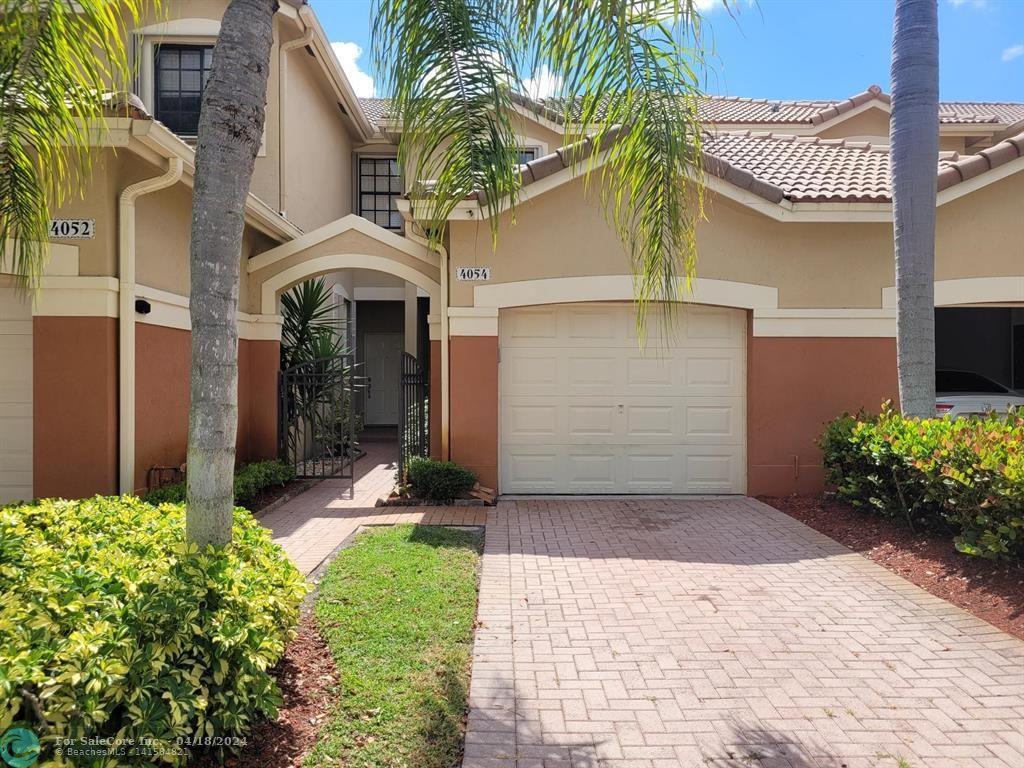 Photo of 4054 Timber Cove Ln in Weston, FL