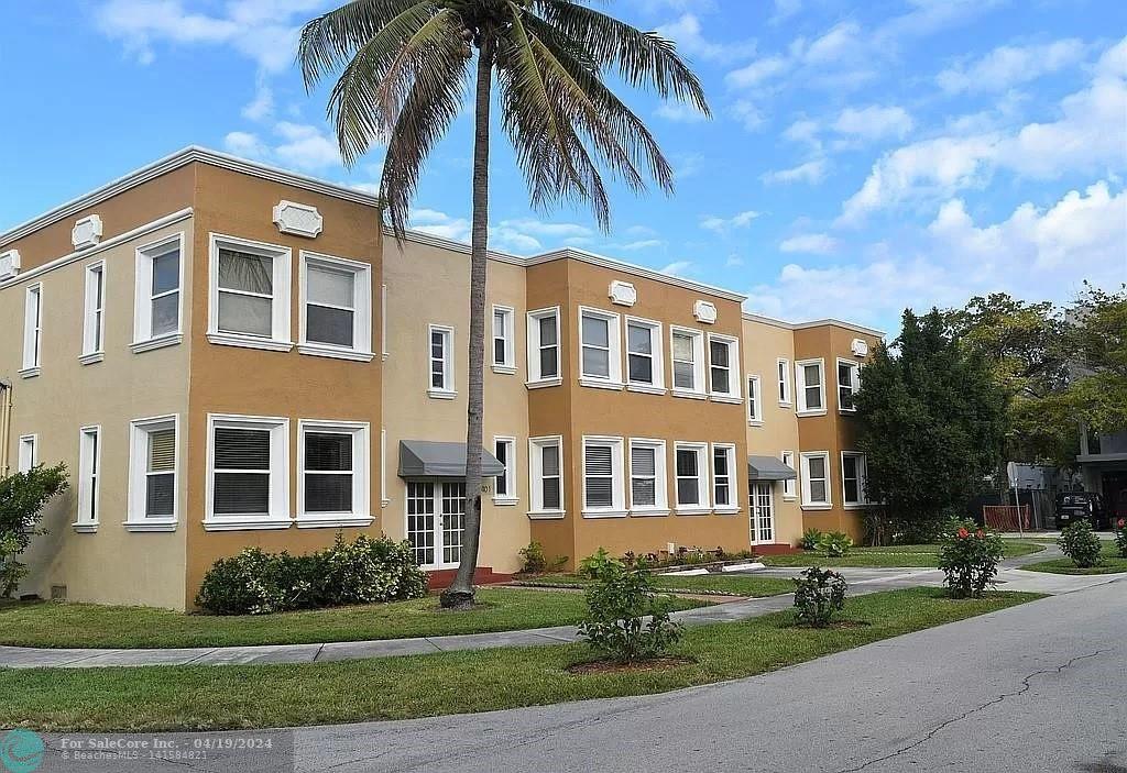 Photo of 401 NE 16th Ave 3 in Fort Lauderdale, FL