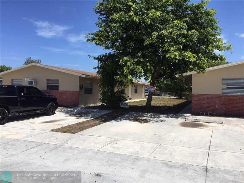Photo of 2736 NW 15th Ct in Fort Lauderdale, FL