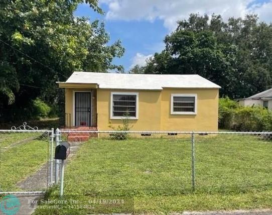 Photo of 3259 NW 45th St in Miami, FL