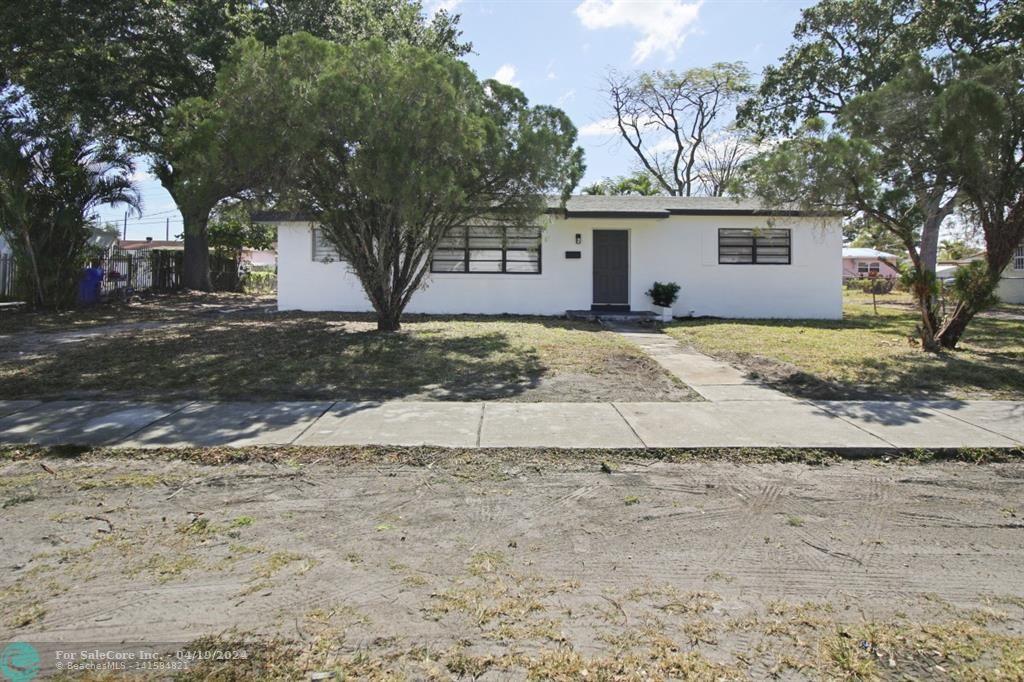 Photo of 16921 NW 34th Ave in Miami Gardens, FL