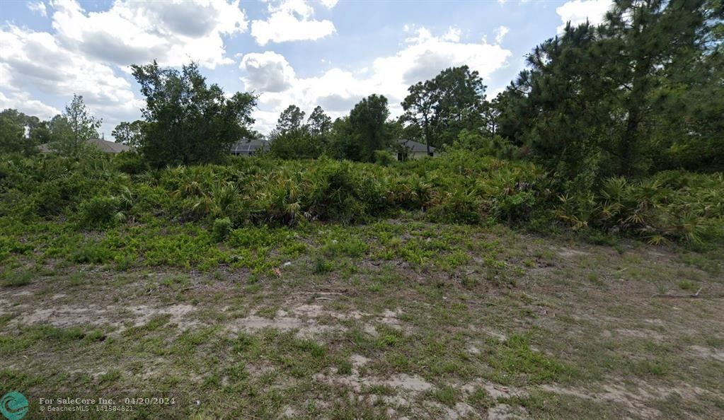 Photo of 638 Dauphine Ave in Lehigh Acres, FL