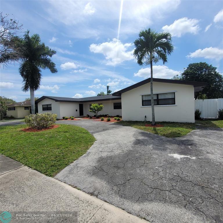 Photo of 7024 NW 16th St in Plantation, FL