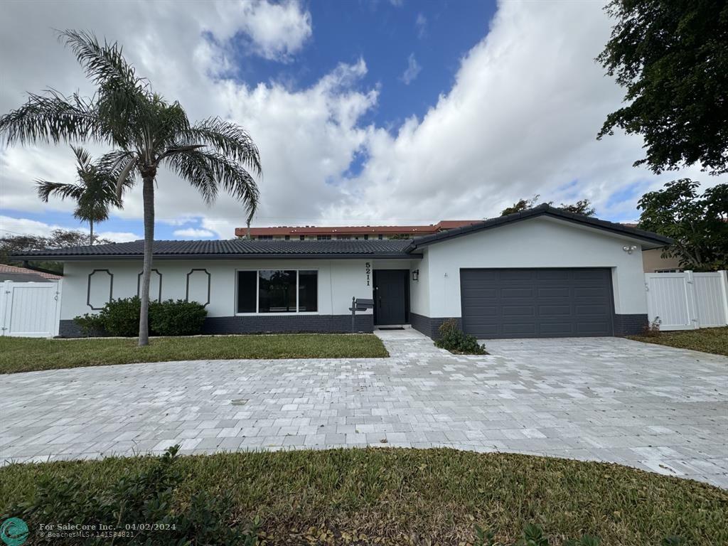 Photo of 5211 NE 26th Ave in Fort Lauderdale, FL