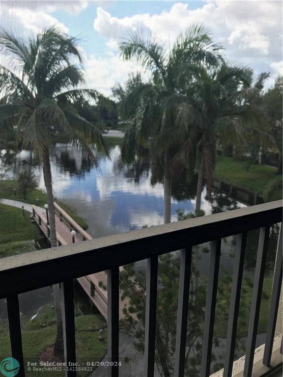 Photo of 100 NW 76th Ave 407 in Plantation, FL