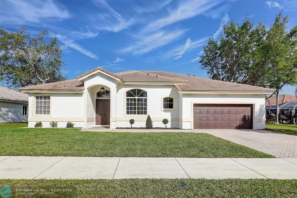 Photo of 1255 SW Maplewood Dr in Port St Lucie, FL