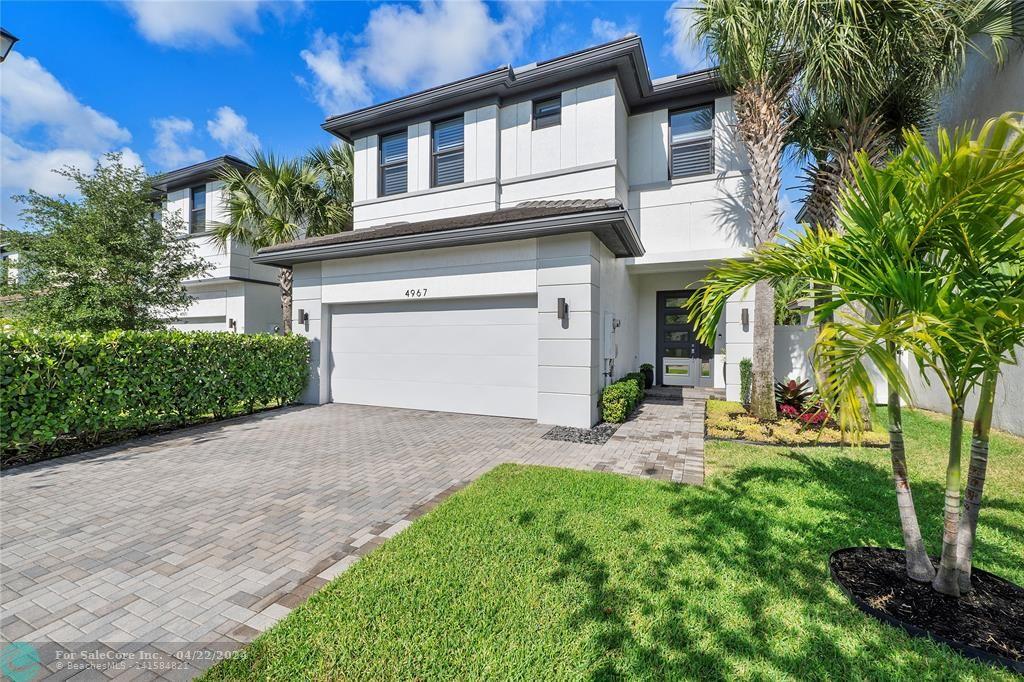 Photo of 4967 Whispering Wy in Fort Lauderdale, FL