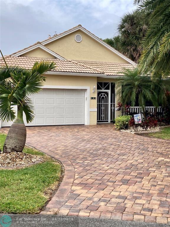Photo of 122 NW Catania Cir in Port St Lucie, FL